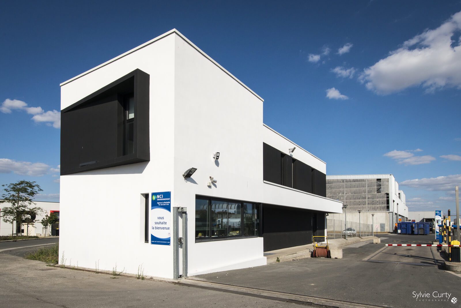 UBIK_architectes_surelevation_bureaux_PAPREC_La_Rochelle_09